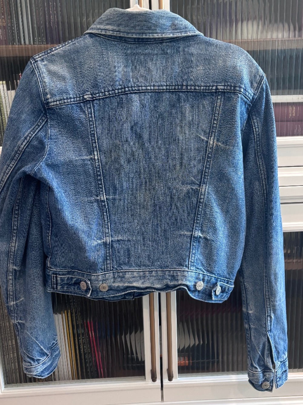 Levi's Denim Trucker Jacket (M) - Picture 2 of 5